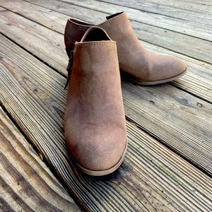 Cute Brown Zip Bootie 7